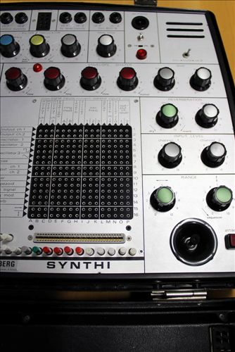 Ems-Synthi AKS
